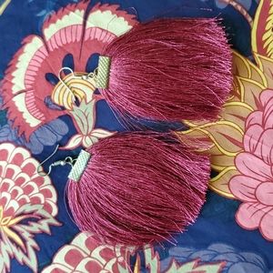 🍷 Wine Soft Fringe Feather Piereced Earrings